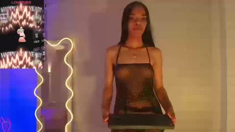 Mia online show from 09-19-25, 11:49