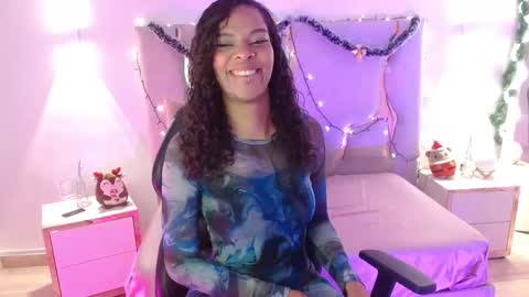 Mia online show from 12-17-25, 08:15