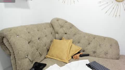 Miah Collins online show from 02-14-25, 11:53