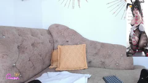 Miah Collins online show from 07-28-26, 04:27