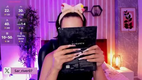 Mia Connor online show from 11-16-25, 07:41