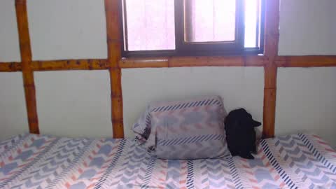 Mia  Sam online show from 09-24-25, 06:33