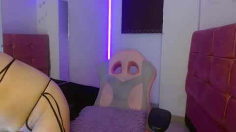 Snapshot of miahernadez303av chatting on 01-10-25, 03:18 MIA VELEZ online show from 01-10-25, 03:18