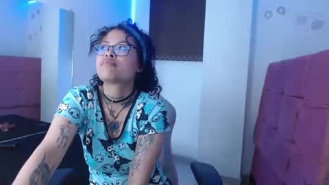 Snapshot of miahernadez303av chatting on 01-23-25, 03:26 MIA VELEZ online show from 01-23-25, 03:26