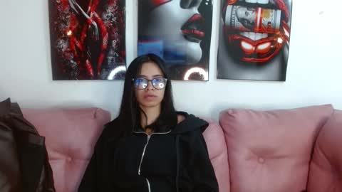 miahotcs online show from 01-12-26, 12:32