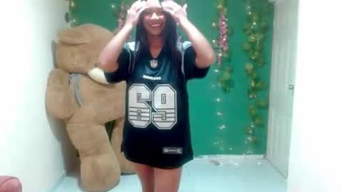 Snapshot of miaisabella905137 chatting on 07-15-26, 02:55 miaisabella905137 online show from 07-15-26, 02:55