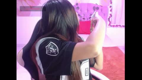 Snapshot of miaisabella905137 chatting on 07-17-26, 02:45 miaisabella905137 online show from 07-17-26, 02:45