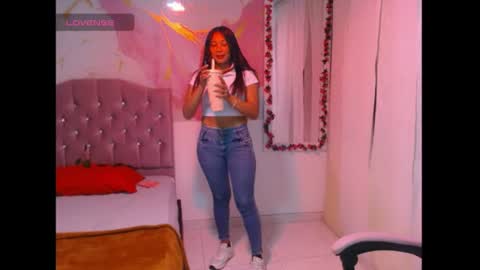 Snapshot of miaisabella905137 chatting on 07-25-26, 08:06 miaisabella905137 online show from 07-25-26, 08:06