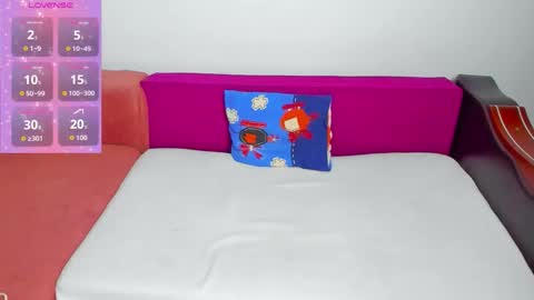 Mia Kittyy online show from 10-11-25, 06:06