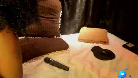 Mia online show from 02-03-26, 06:40