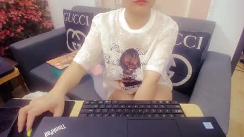 Mia online show from 10-04-25, 05:38