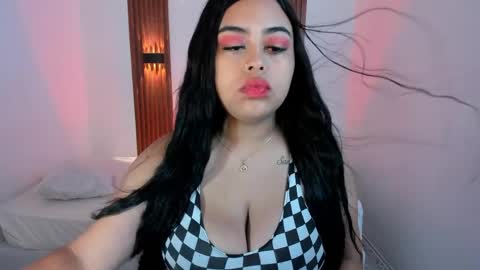 mialane3 online show from 05-24-26, 11:37