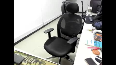 Snapshot of mialoren_cg chatting on 01-08-26, 04:04 Mia online show from 01-08-26, 04:04