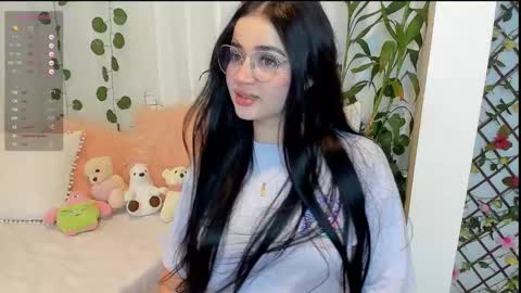 Snapshot of miamaiha chatting on 02-23-25, 02:51 mia 600am-1000am Colombia time online show from 02-23-25, 02:51