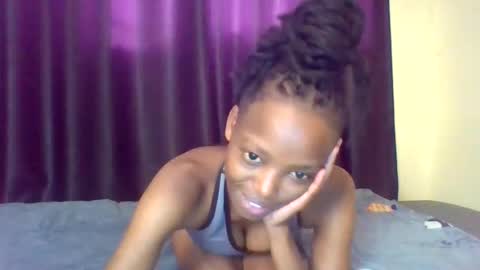 Snapshot of miami_muffin chatting on 05-22-26, 05:03 Muffin online show from 05-22-26, 05:03
