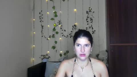 Alianna online show from 05-19-26, 12:44