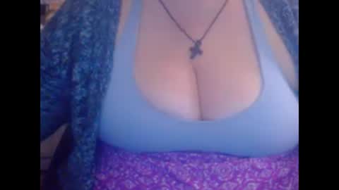 Snapshot of miamimistress chatting on 02-20-25, 02:35 maya online show from 02-20-25, 02:35
