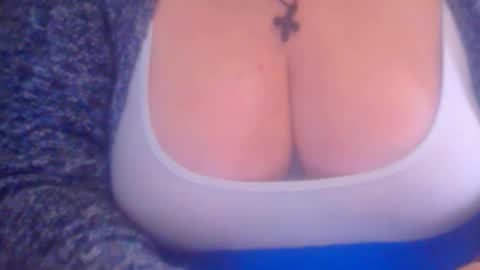 Snapshot of miamimistress chatting on 02-23-25, 11:22 maya online show from 02-23-25, 11:22