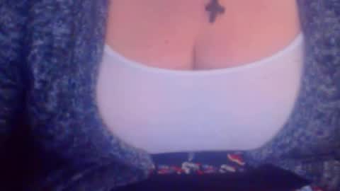 Snapshot of miamimistress chatting on 02-24-25, 05:43 maya online show from 02-24-25, 05:43