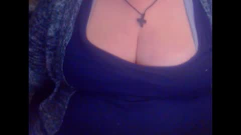 Snapshot of miamimistress chatting on 02-25-25, 04:00 maya online show from 02-25-25, 04:00