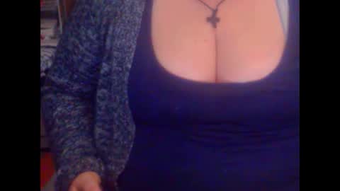 Snapshot of miamimistress chatting on 03-05-25, 08:21 maya online show from 03-05-25, 08:21