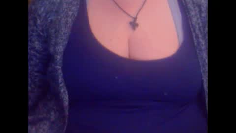 Snapshot of miamimistress chatting on 03-10-25, 05:22 maya online show from 03-10-25, 05:22