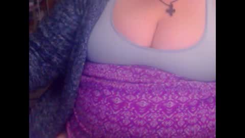 Snapshot of miamimistress chatting on 03-12-25, 04:51 maya online show from 03-12-25, 04:51