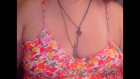 Snapshot of miamimistress chatting on 09-09-25, 06:35 maya online show from 09-09-25, 06:35