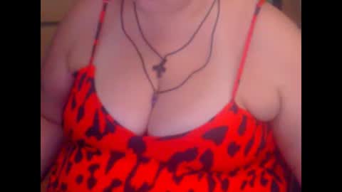 Snapshot of miamimistress chatting on 09-10-25, 07:08 maya online show from 09-10-25, 07:08