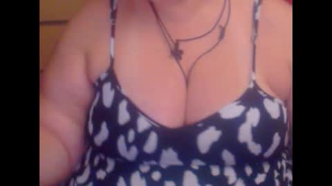 Snapshot of miamimistress chatting on 09-12-25, 07:08 maya online show from 09-12-25, 07:08