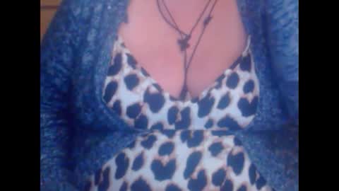 Snapshot of miamimistress chatting on 10-07-25, 06:49 maya online show from 10-07-25, 06:49