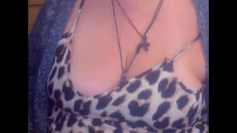 Snapshot of miamimistress chatting on 10-09-25, 07:06 maya online show from 10-09-25, 07:06