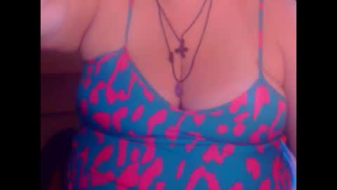 Snapshot of miamimistress chatting on 10-19-25, 08:04 maya online show from 10-19-25, 08:04