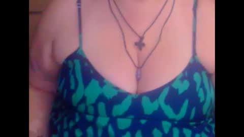 Snapshot of miamimistress chatting on 10-26-25, 08:20 maya online show from 10-26-25, 08:20