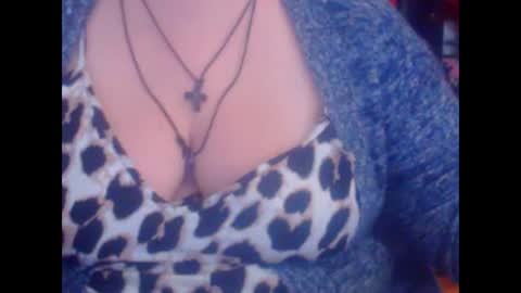 Snapshot of miamimistress chatting on 11-08-25, 10:37 maya online show from 11-08-25, 10:37