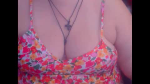 Snapshot of miamimistress chatting on 11-09-25, 10:46 maya online show from 11-09-25, 10:46