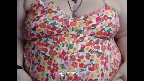 Snapshot of miamimistress chatting on 11-15-25, 09:17 maya online show from 11-15-25, 09:17