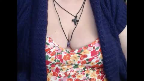 Snapshot of miamimistress chatting on 12-02-25, 07:31 maya online show from 12-02-25, 07:31