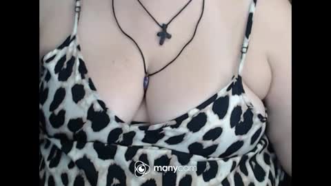 Snapshot of miamimistress chatting on 12-04-25, 07:17 maya online show from 12-04-25, 07:17