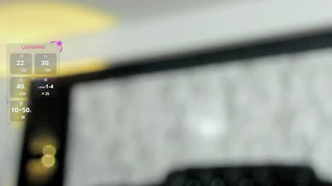 Snapshot of miamontoya chatting on 01-22-25, 03:40 Mia   -5 7001400 Follow  online show from 01-22-25, 03:40