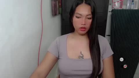 Snapshot of miamore_avida chatting on 06-05-26, 02:51 miamore_avida online show from 06-05-26, 02:51