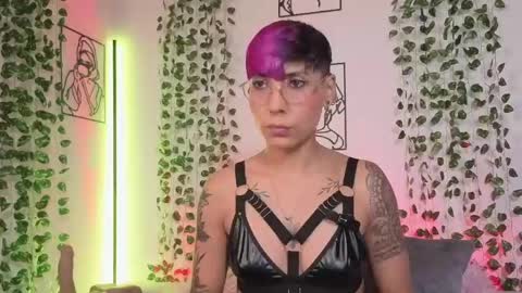 Mia Morgann online show from 05-28-26, 02:25