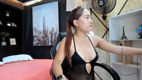 Mia online show from 05-28-26, 08:39