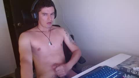 Snapshot of miaou_miaou chatting on 03-08-26, 02:04 miaou_miaou online show from 03-08-26, 02:04