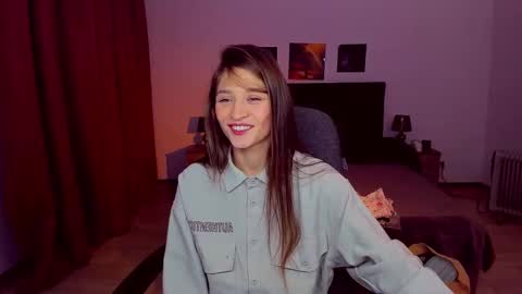 Mia online show from 01-11-25, 08:43