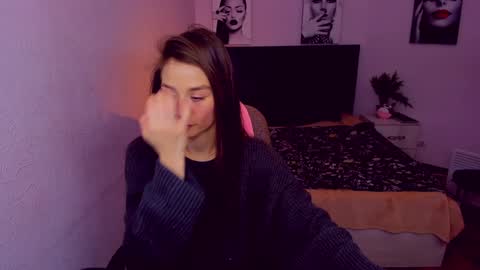 Mia online show from 01-28-25, 10:12