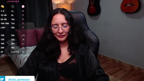 MIAPORTMANN online show from 12-30-24, 10:55