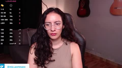 Snapshot of miaportman chatting on 01-15-26, 09:14 MIAPORTMANN online show from 01-15-26, 09:14