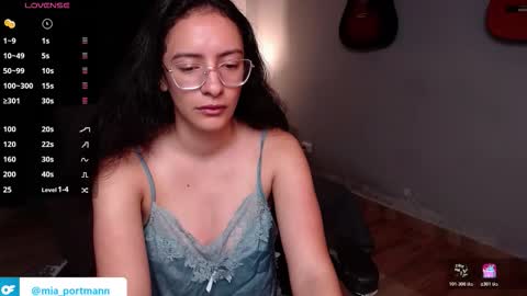 Snapshot of miaportman chatting on 01-16-26, 11:58 MIAPORTMANN online show from 01-16-26, 11:58