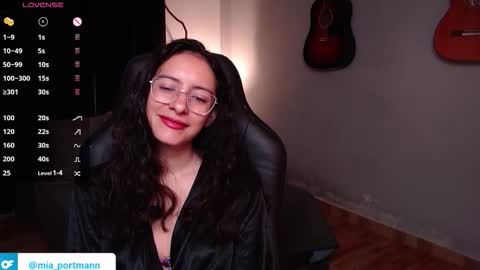 Snapshot of miaportman chatting on 01-17-26, 10:53 MIAPORTMANN online show from 01-17-26, 10:53